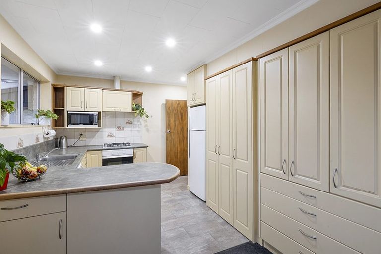 Photo of property in 60 Pembroke Street, Westown, New Plymouth, 4310