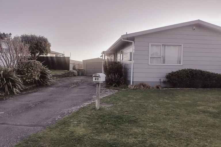 Photo of property in 15 The Bollard, Whitby, Porirua, 5024