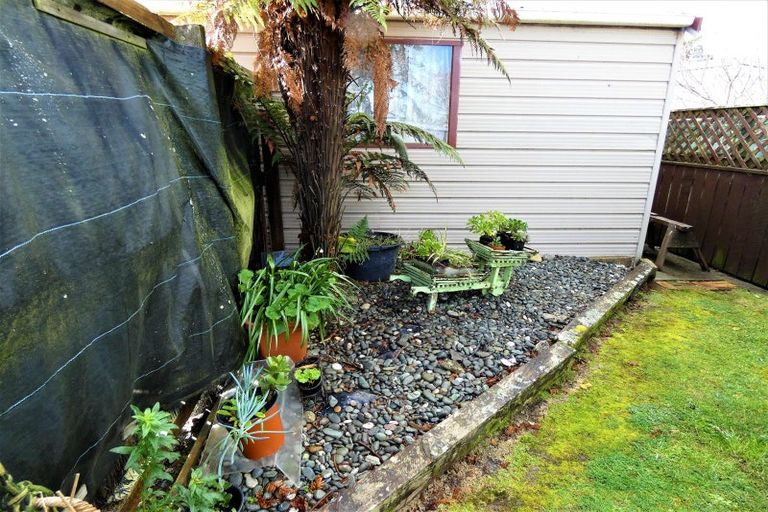 Photo of property in 46a Cobden Street, Westport, 7825