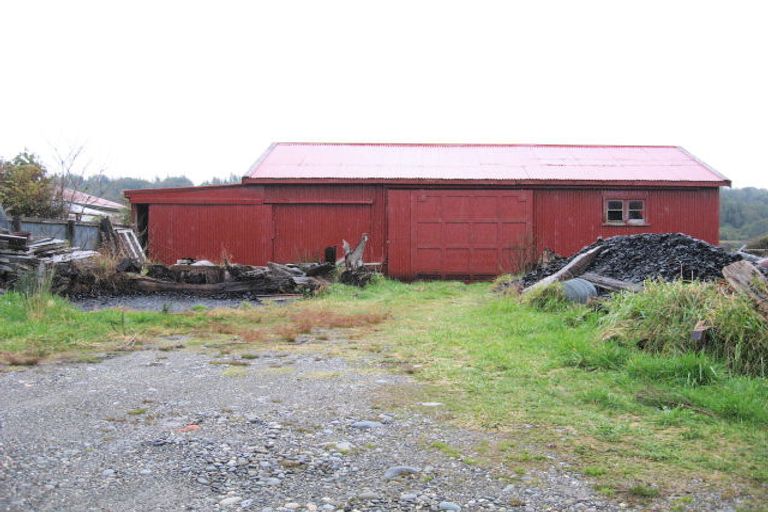 Photo of property in 23 Taupo Terrace, Dobson, Greymouth, 7805