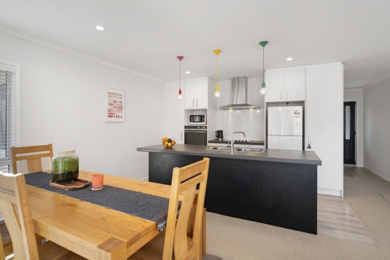 Photo of property in 43a Puhirake Crescent, Pyes Pa, Tauranga, 3112