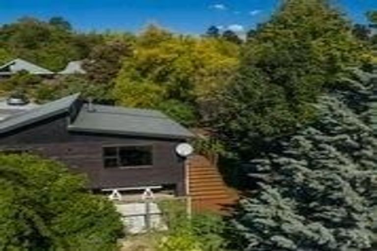 Photo of property in 31 Warren Street, Wanaka, 9305