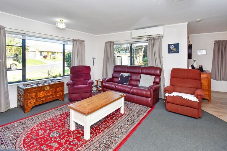 Photo of property in 39 Cyclamen Road, Mangere, Auckland, 2022