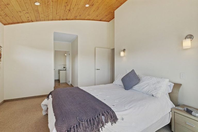 Photo of property in 5a Hillview Road, Waihi Beach, 3611