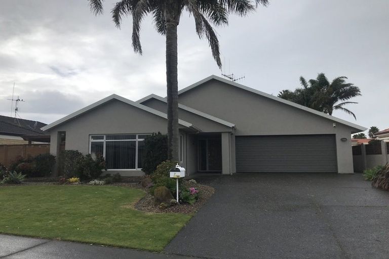 Photo of property in 7 Saint Clair Place, Papamoa Beach, Papamoa, 3118