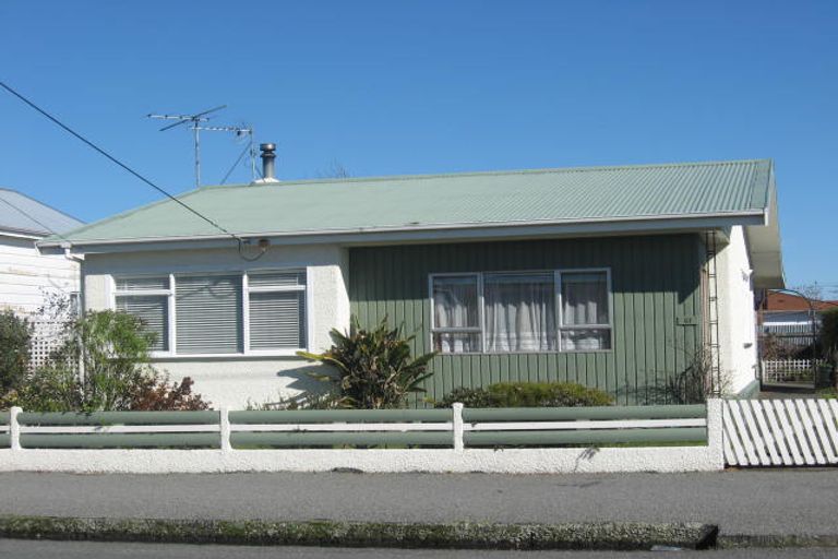 Photo of property in 61 Pembroke Street, Carterton, 5713
