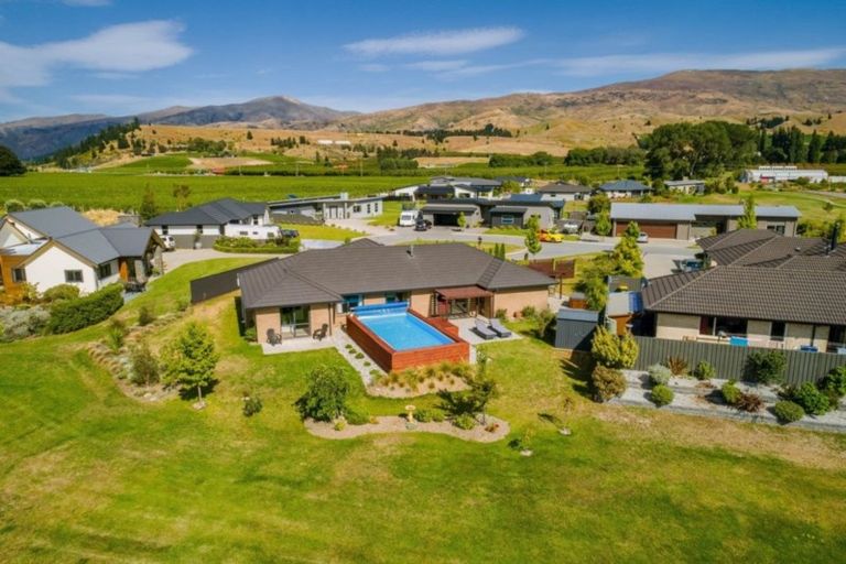 Photo of property in 4 Amber Close, Cromwell, 9310