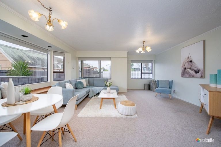 Photo of property in 1/9 Hay Street, Ebdentown, Upper Hutt, 5018