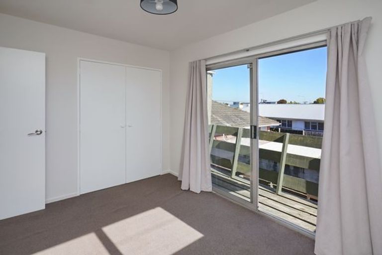 Photo of property in 4/477 Hereford Street, Linwood, Christchurch, 8011