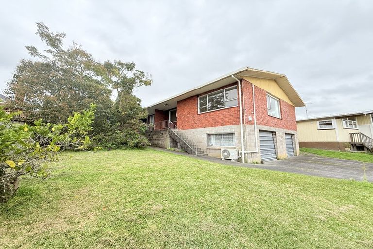 Photo of property in 1/4 Illana Place, Ranui, Auckland, 0612