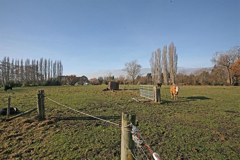 Photo of property in 40 Macdonalds Road, Belfast, Christchurch, 8051