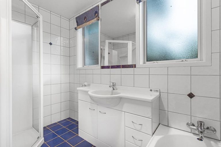 Photo of property in 96 Whincops Road, Halswell, Christchurch, 8025