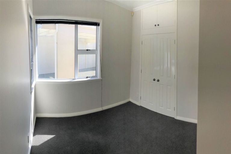 Photo of property in 140 Cashmere Avenue, Khandallah, Wellington, 6035