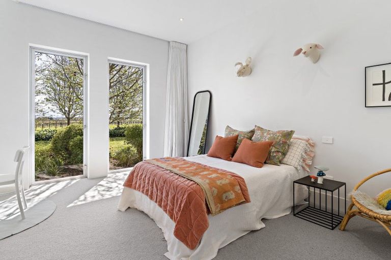 Photo of property in Dublin Street, Martinborough, 5711