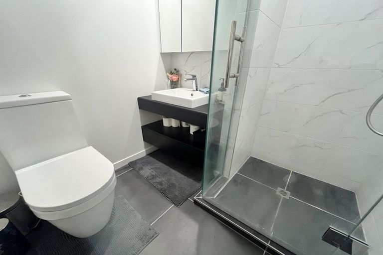 Photo of property in Pinnacle Apartments, E506/160 Victoria Street, Te Aro, Wellington, 6011
