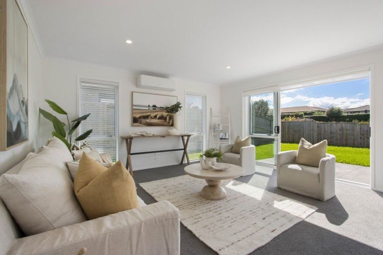 Photo of property in 65 Ridge Drive, Omokoroa, 3114