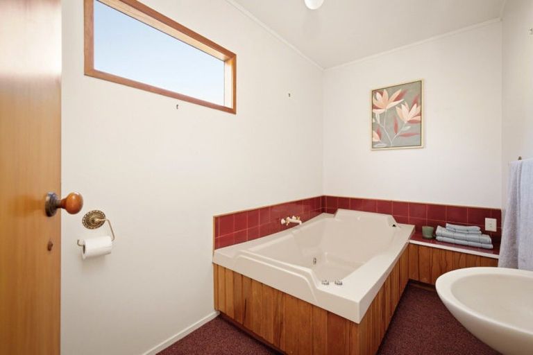 Photo of property in 72b Boucher Avenue, Te Puke, 3119