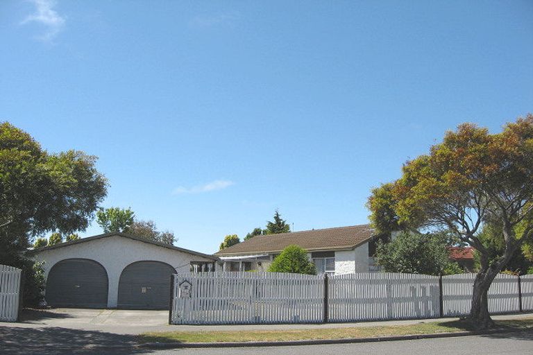 Photo of property in 38 Donnington Street, Parklands, Christchurch, 8083