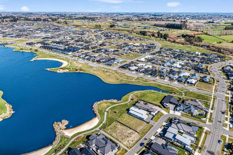 Photo of property in 14 Medusa Lane, Pegasus, 7612