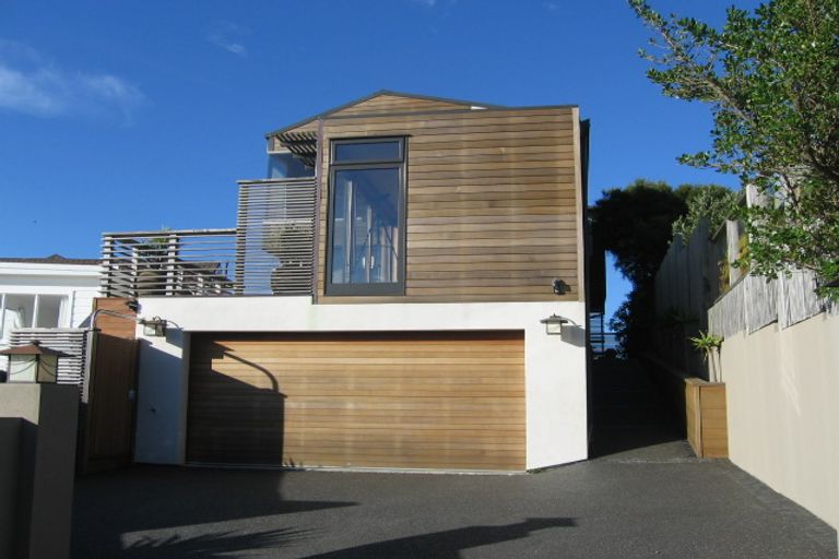 Photo of property in 6 Thane Road, Roseneath, Wellington, 6011
