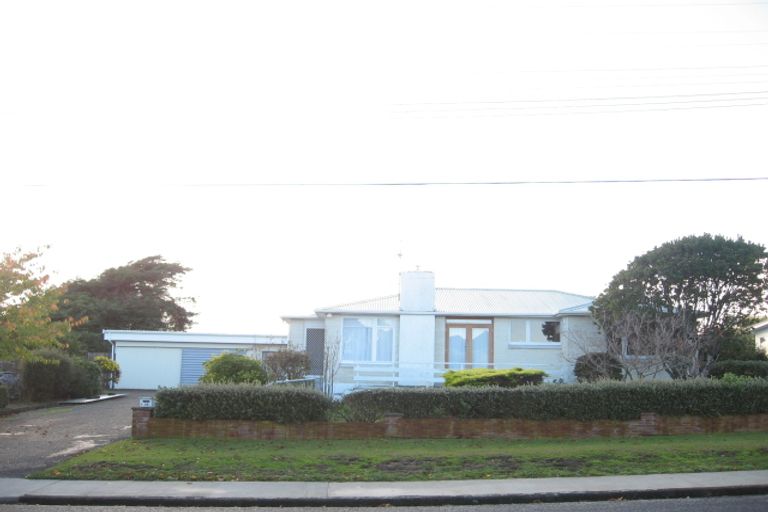 Photo of property in 96 Alexander Road, Raumati Beach, Paraparaumu, 5032