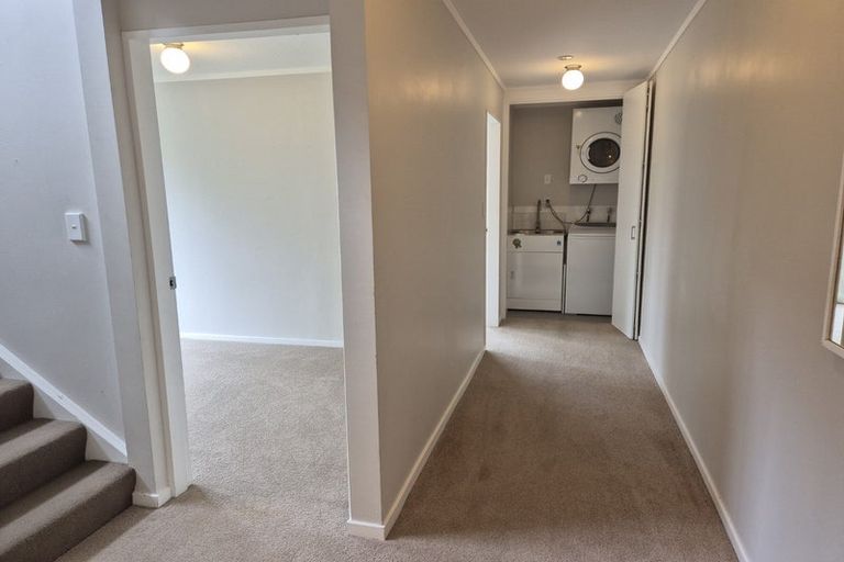 Photo of property in 22 Dominica Crescent, Grenada Village, Wellington, 6037