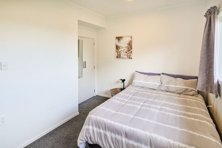 Photo of property in 109a Gloaming Hill, Titahi Bay, Porirua, 5022