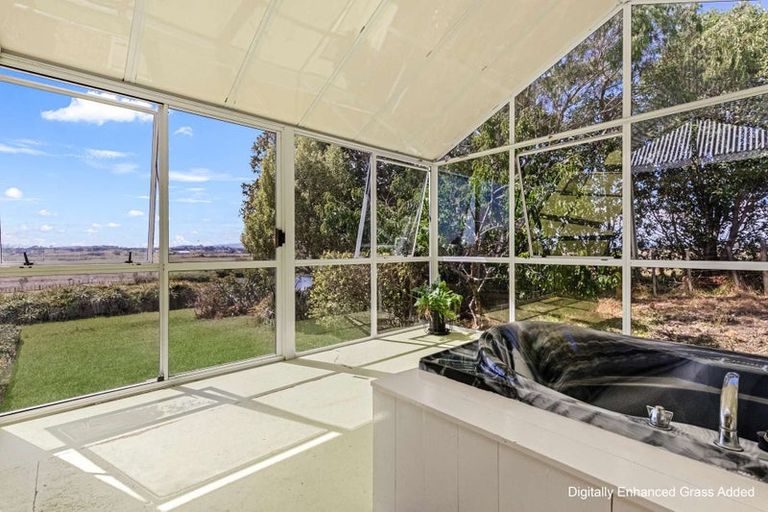Photo of property in 225 Turkey Flat Road, Te Kopuru, 0391