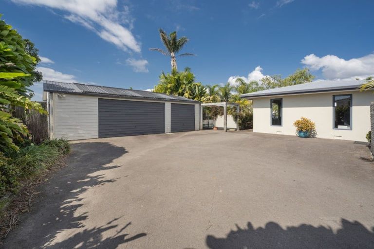 Photo of property in 106 Moffat Road, Bethlehem, Tauranga, 3110