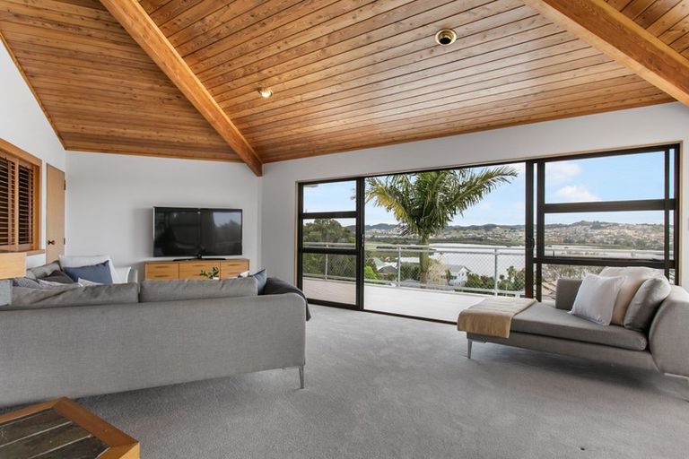 Photo of property in 31b Moffat Road, Red Beach, 0932