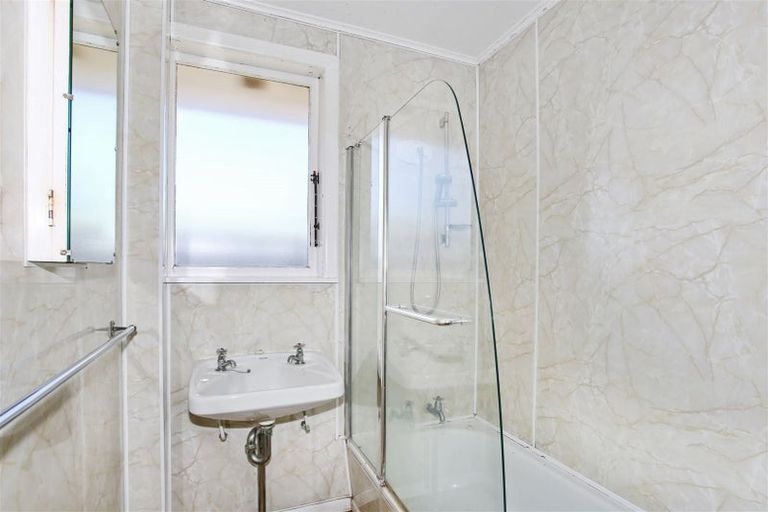 Photo of property in 23 Richardson Avenue, Pukekohe, 2120