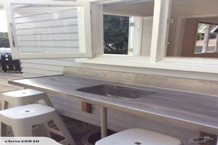 Photo of property in 1 Kilmister Avenue, Thorndon, Wellington, 6011