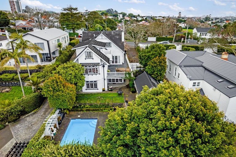 Photo of property in 23 Orakei Road, Remuera, Auckland, 1050