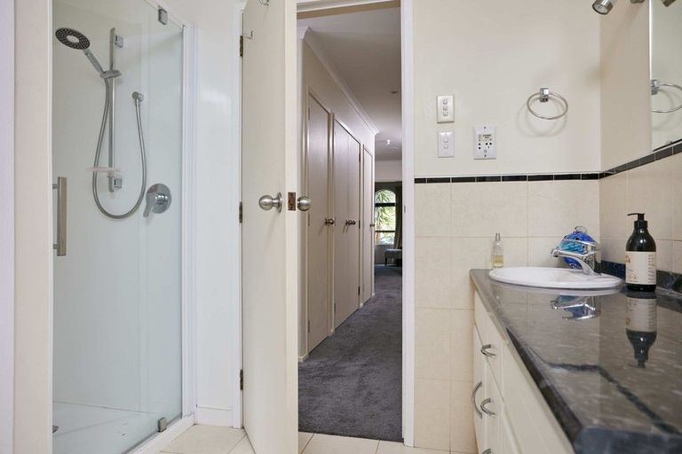 Photo of property in 24 Sunvale Crescent, Whataupoko, Gisborne, 4010