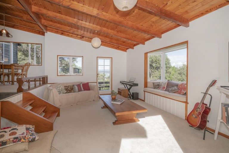 Photo of property in 5b Pohutukawa Grove, Whitianga, 3510