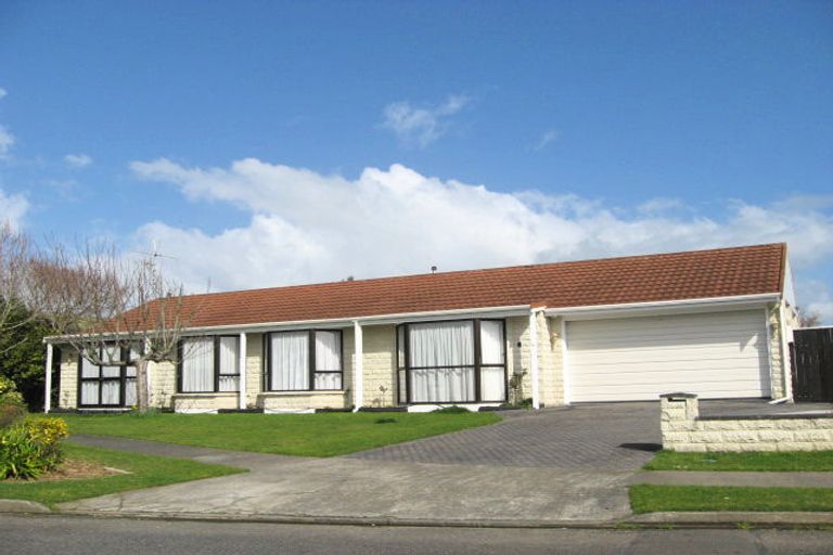 Photo of property in 14 Homewood Avenue, Levin, 5510