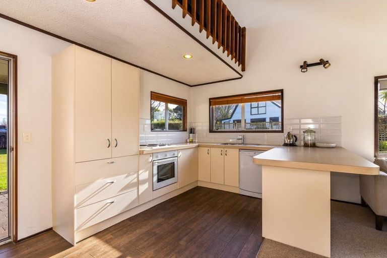 Photo of property in 15 Susan Lane, Kinloch, Taupo, 3377