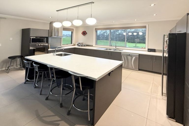 Photo of property in 23 Redvale Rise, Redvale, Albany, 0794