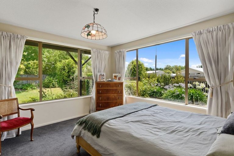 Photo of property in 11 Torlesse Crescent, Darfield, 7510