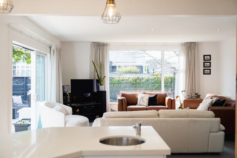 Photo of property in 33 Ings Avenue, Saint Clair, Dunedin, 9012