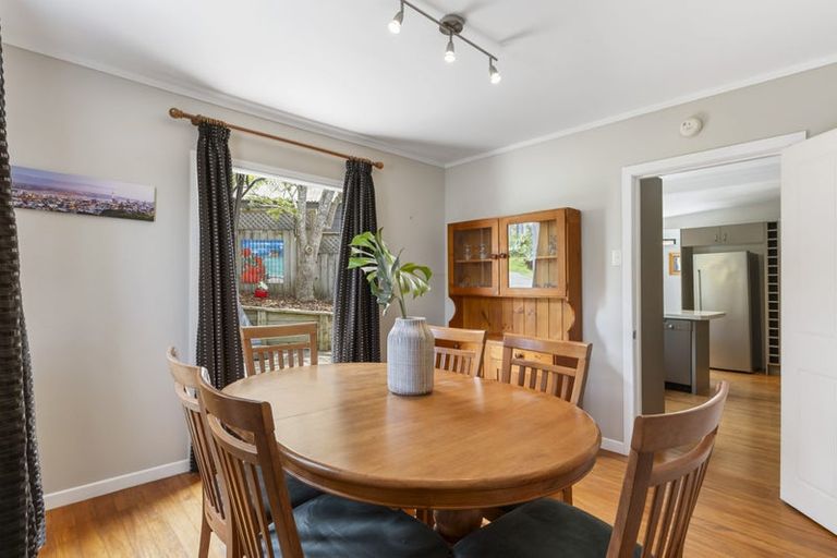 Photo of property in 1/47 Lyons Avenue, Murrays Bay, Auckland, 0630