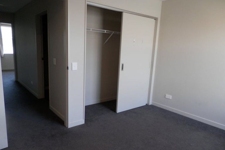Photo of property in 9/2 Stone Street, Miramar, Wellington, 6022