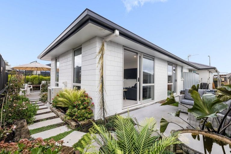Photo of property in 112 Sentinel Avenue, Omokoroa, 3114