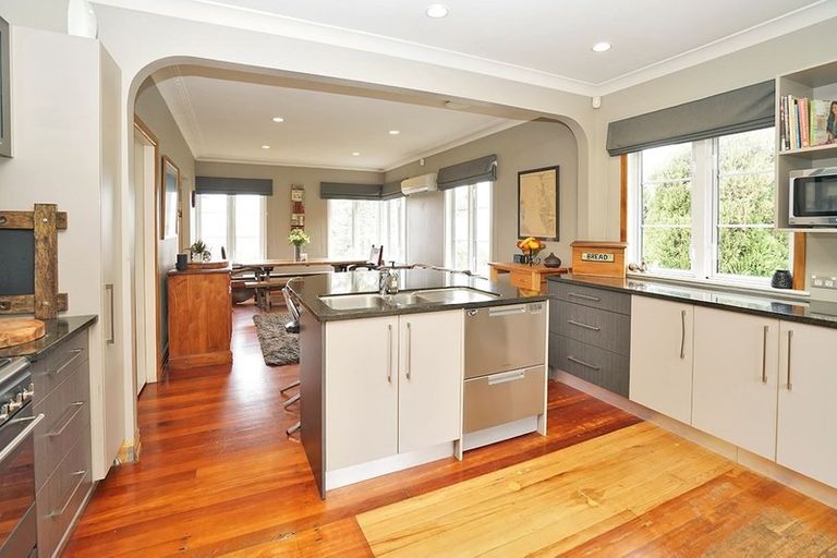 Photo of property in 29 Carey Street, Maeroa, Hamilton, 3200