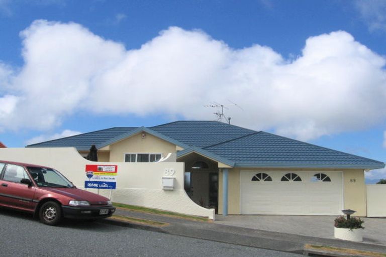 Photo of property in 89 Ashton Fitchett Drive, Brooklyn, Wellington, 6021