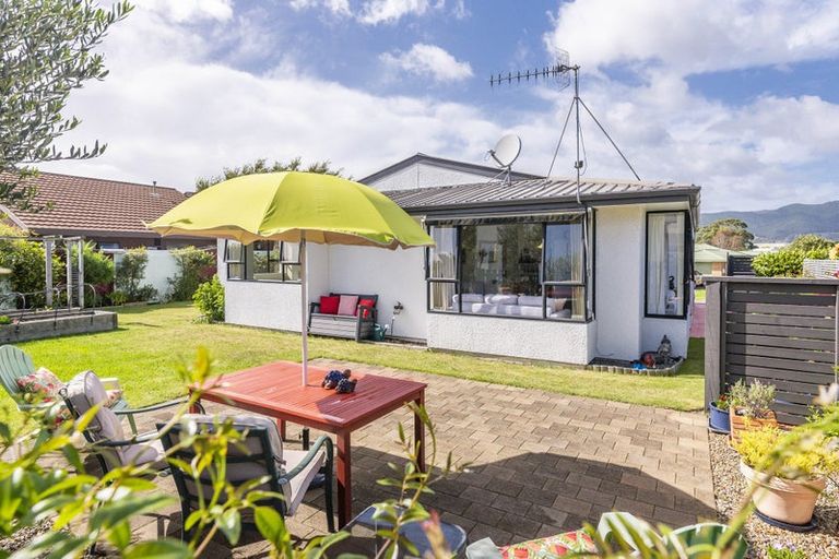 Photo of property in 45b Langdale Avenue, Paraparaumu, 5032