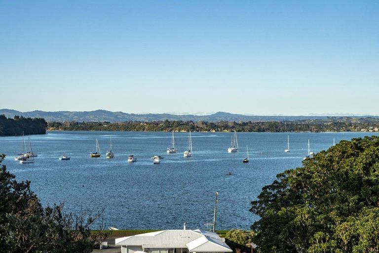 Photo of property in 101 Harbour View Road, Omokoroa, 3114