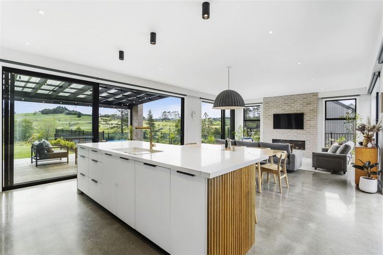 Photo of property in 49 Grayson Road, Wainui, Silverdale, 0992