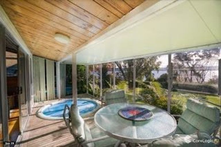 Photo of property in 18 Oregon Drive, Rainbow Point, Taupo, 3330