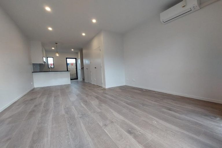 Photo of property in 13/36 Westgate Drive, Westgate, Auckland, 0614